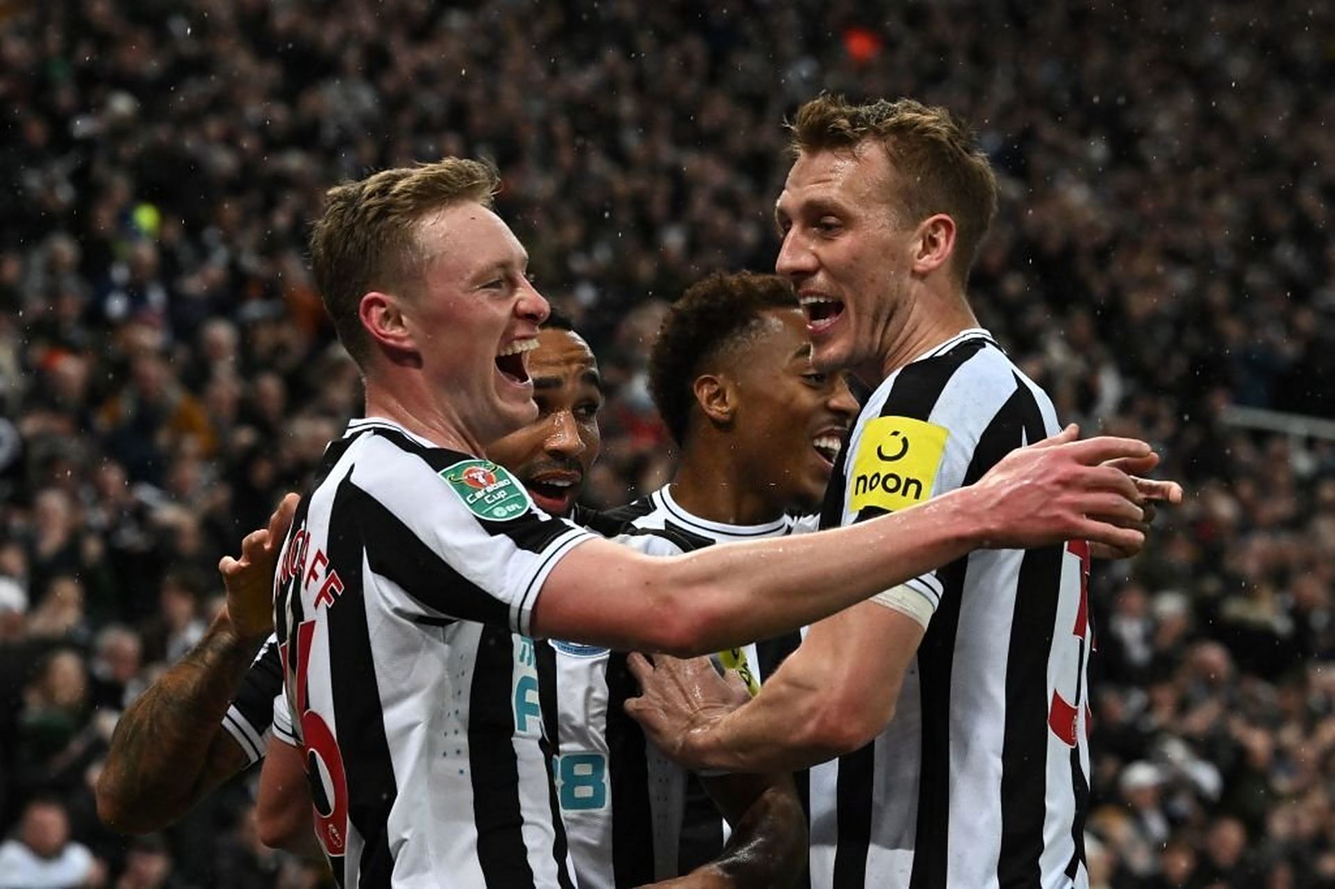 南安普顿横扫纽卡斯尔，继续保持不败