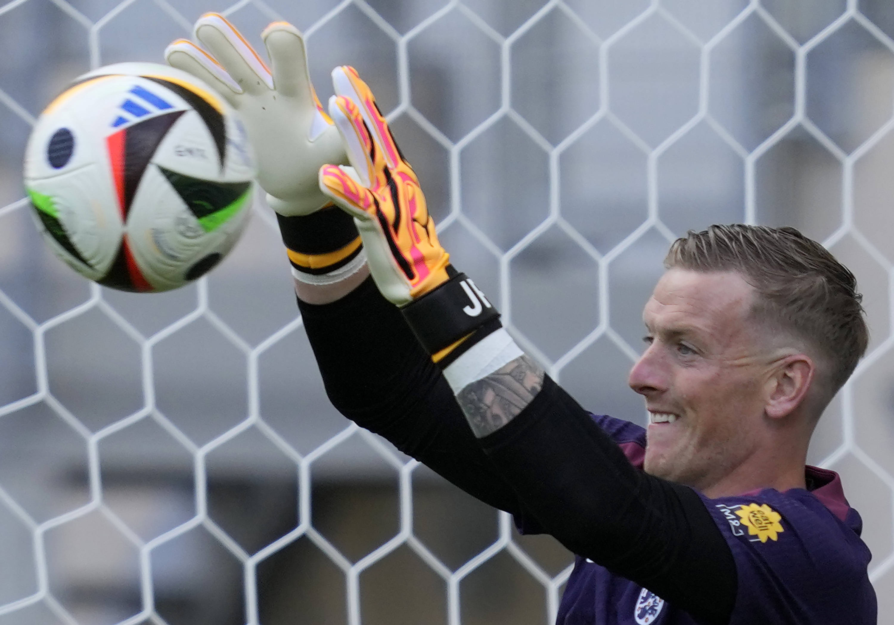 爱游戏官网-关于阿尔巴尼亚锋线火力全开备战欧锦赛，强势训练状态的信息