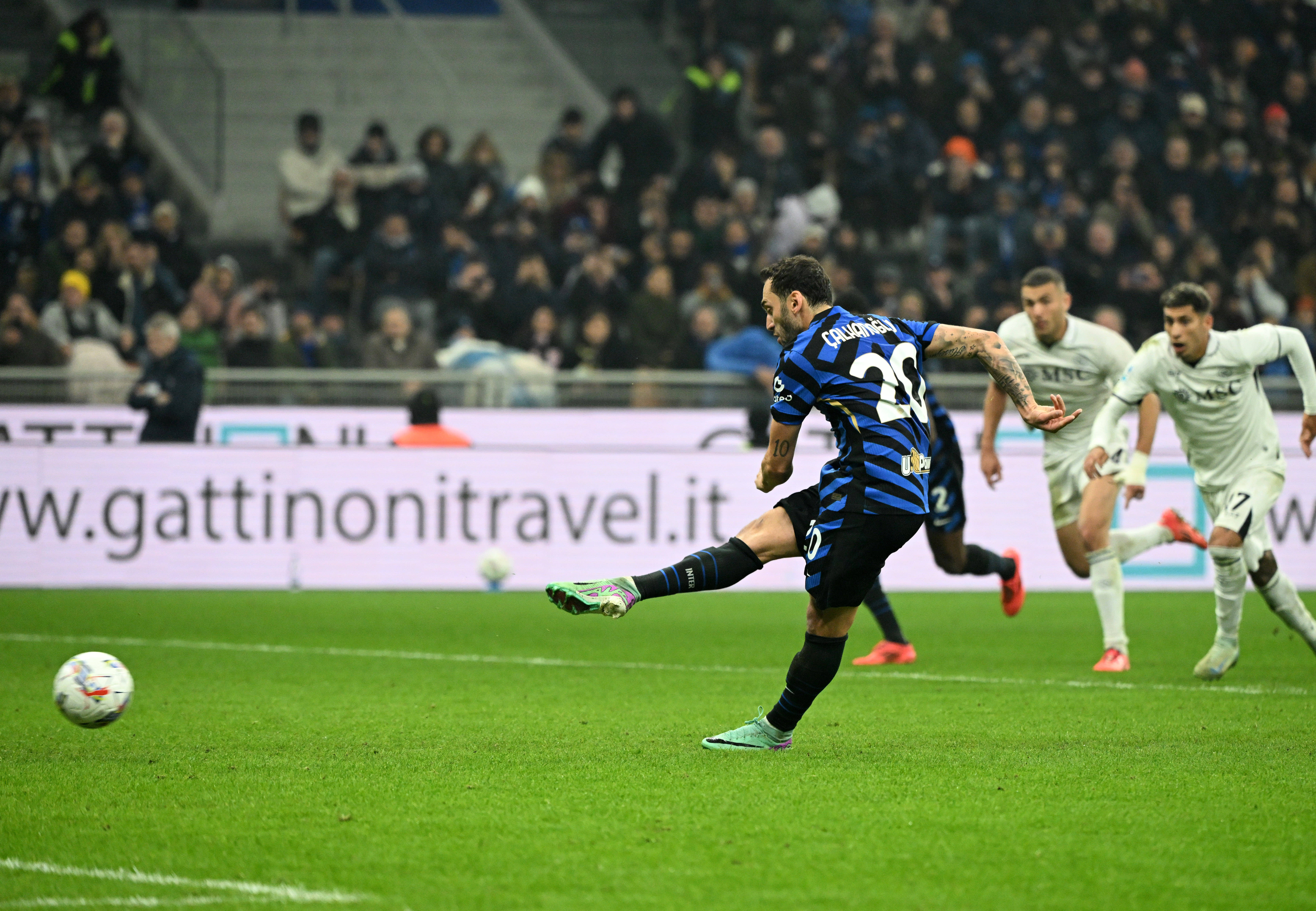 包含那不勒斯-客胜乌迪内斯，取得三分的词条