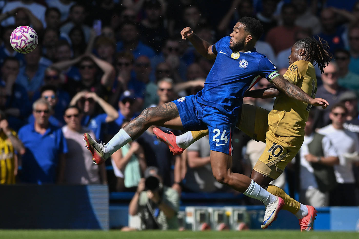 爱游戏体育官网-切尔西客场挑战西汉姆联，争夺三分