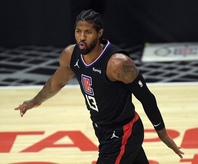 爱游戏官方-深圳光明主场大胜，实力逐渐爆发，冲击前八的简单介绍