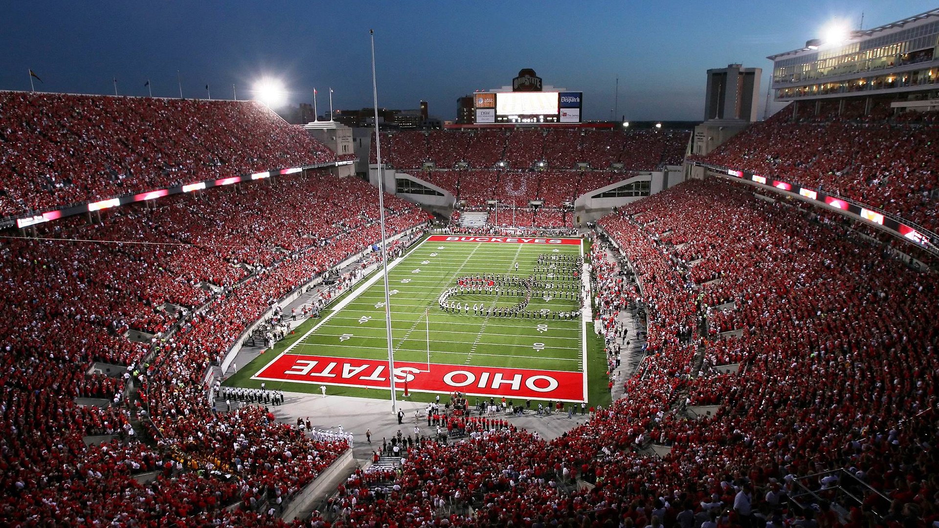 绿茵统治力，拜仁的德国铁幕与范戴克的冠军级定义