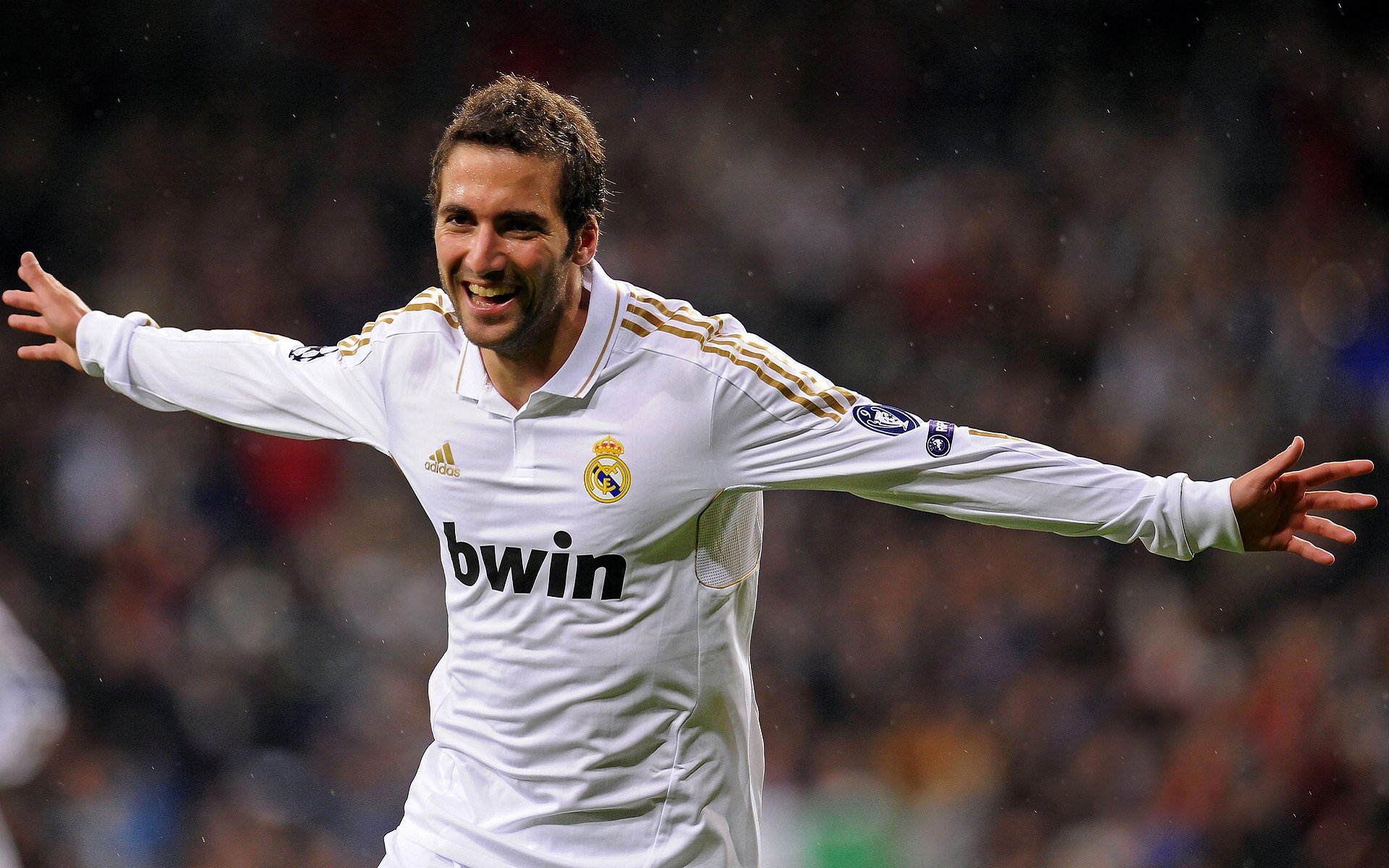 战术的胜利,赖斯连续得分拉开差距,拜仁如何以体系压制拉齐奥